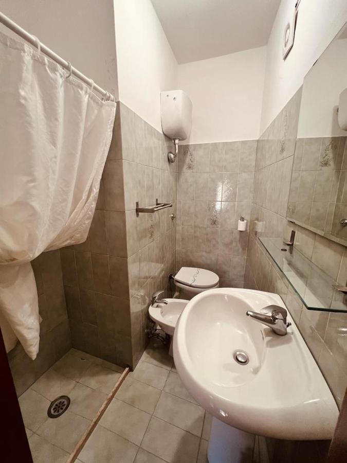 Albergo Dal Fata Gambassi Terme Exterior foto